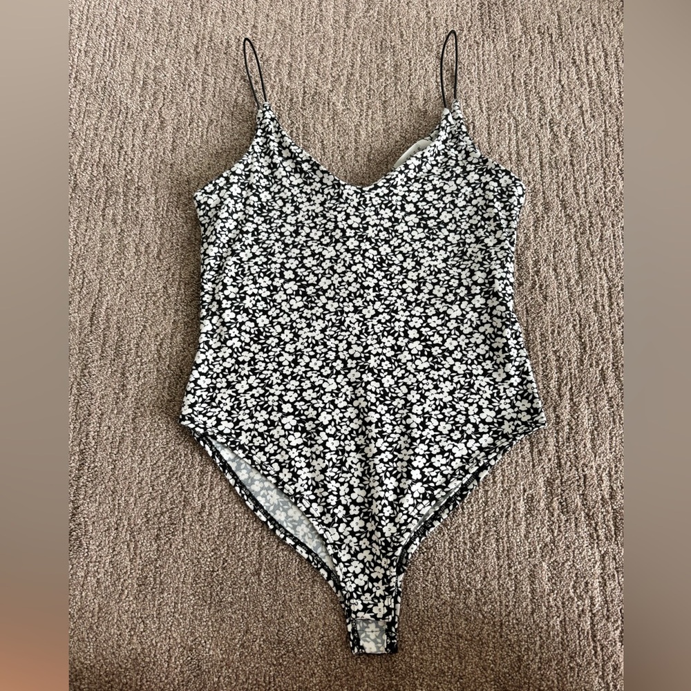 Gaze body suit
